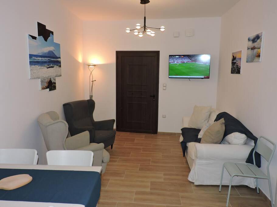 Annissa Appartment Kárpatos Exterior foto